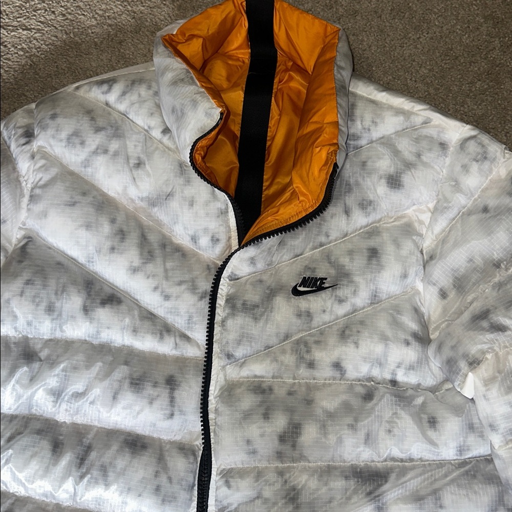 Rare Deadstocked Nike ThermaFit Reversible Puffer jacket orange black marble
